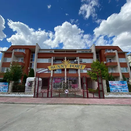 Gt Sunny Fort Apartment