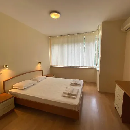 Апартаменты Gt Sunny